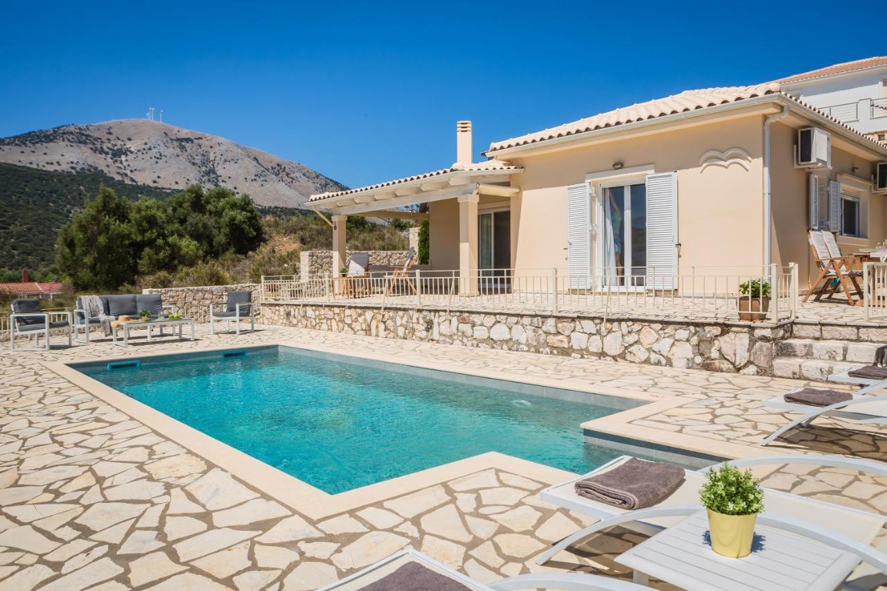 Villa Irida Agia Efimia Exterior photo